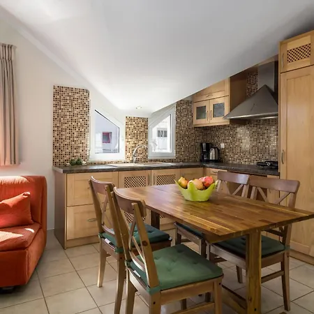 Attic Retreat Apartment *